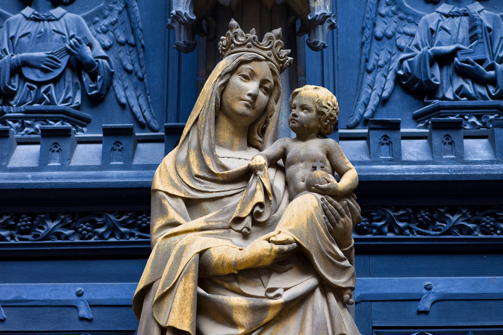 Virgin Mary with baby Jesus